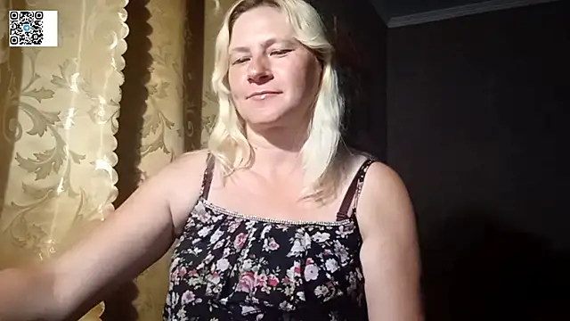 DiamondLady555 online show from 07-07-26, 06:01