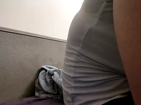 biszexboy97 online show from 05-10-26, 08:14