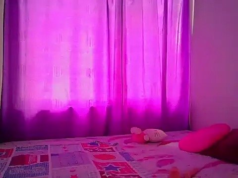 KattySquirtt online show from 04-28-26, 06:57