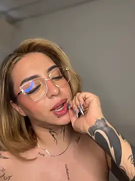 CarolQueen1  online show from 06-14-26, 12:52