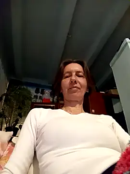 Tania9876 online show from 05-18-26, 07:09