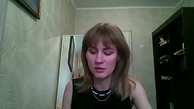 ElenoreHolguin online show from 04-23-26, 08:02