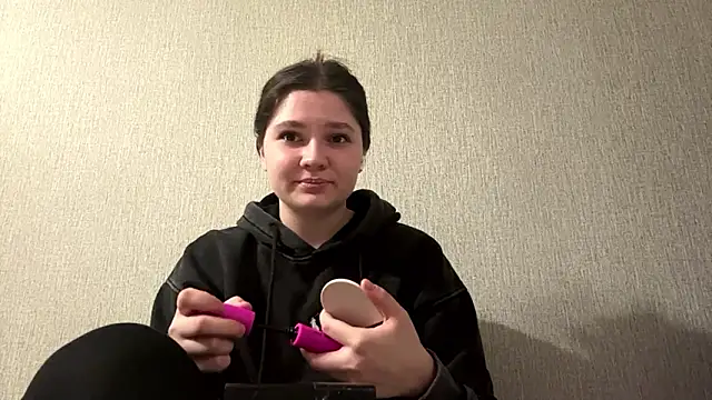 Emmiebutwihu online show from 03-17-26, 08:23