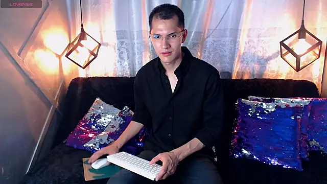 MilanDavid1 online show from 03-13-26, 05:41