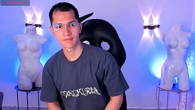 MilanDavid1 online show from 03-16-26, 05:28