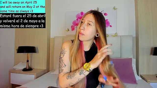 Snapshot of AmberVegaa chatting on 04-13-26, 04:23 AmberVegaa online show from 04-13-26, 04:23