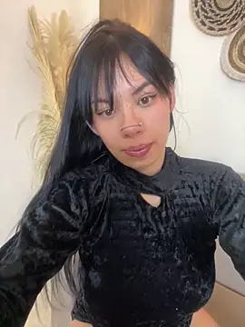 Snapshot of Queen_Chanel_XXX chatting on 04-28-26, 07:41 Queen Chanel XXX online show from 04-28-26, 07:41