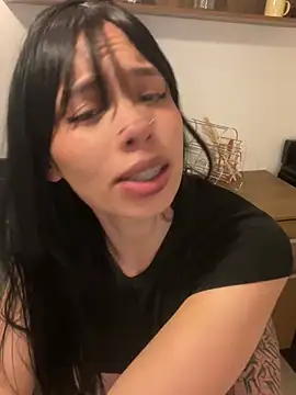 Snapshot of Queen_Chanel_XXX chatting on 04-29-26, 08:37 Queen Chanel XXX online show from 04-29-26, 08:37