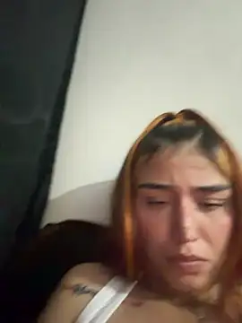 Snapshot of asshoney_Abby chatting on 07-01-26, 01:40 asshoney Abby online show from 07-01-26, 01:40