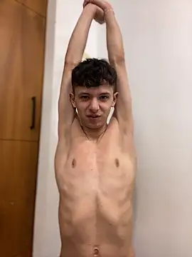 Daniel Roy online show from 03-10-26, 01:05