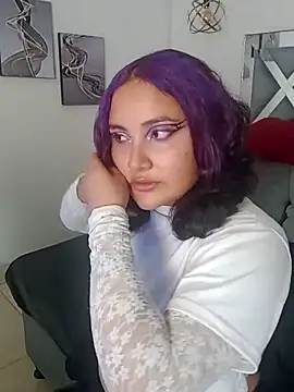 Liily Foxxy online show from 04-16-26, 10:49