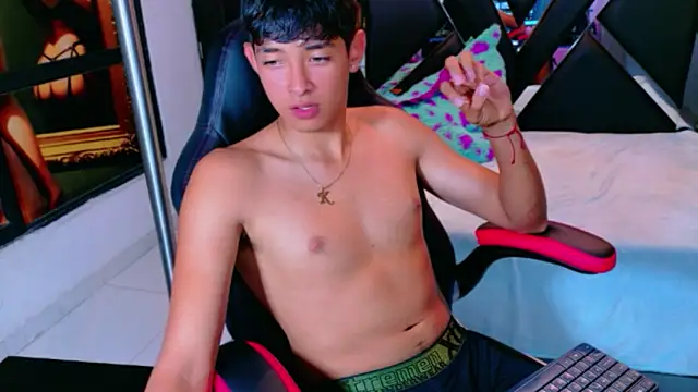 Tigger Collins online show from 03-19-26, 08:24