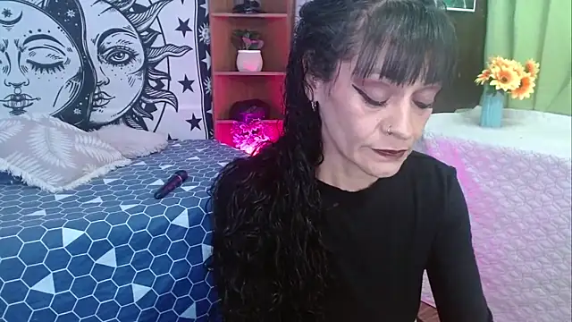 Alexandra Jones online show from 05-27-26, 03:14