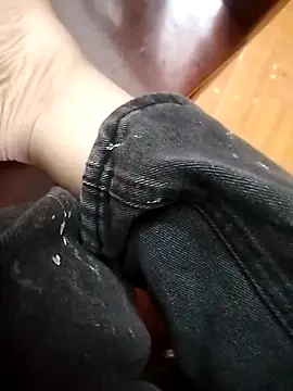 Amanda  ena- online show from 04-24-26, 03:20