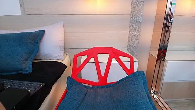 Juyeon   online show from 03-21-26, 08:34