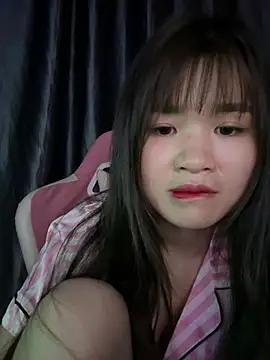 Cum-withyou online show from 04-15-26, 08:32