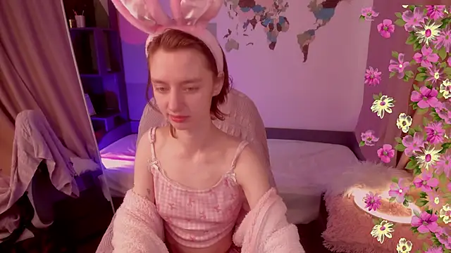 Pretty Victoria online show from 04-04-26, 06:11