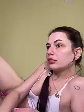 Cutee Erika online show from 04-30-26, 12:00