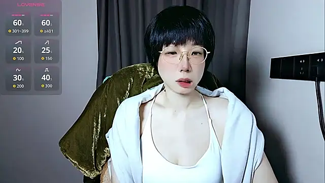 lin lin 520 520 online show from 05-06-26, 04:01