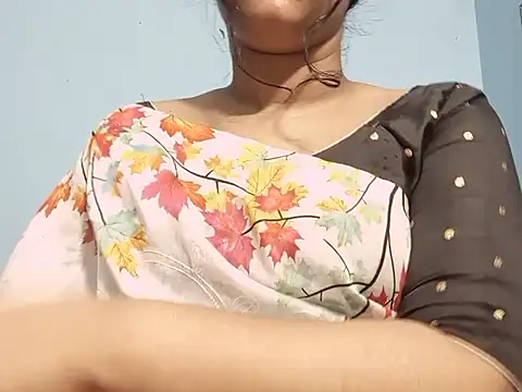 Emma 4433 online show from 04-18-26, 07:58