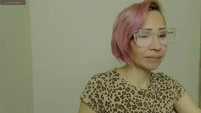 PinkSiren online show from 03-21-26, 05:16