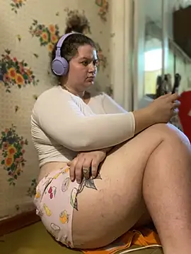 Nenssy555 online show from 07-02-26, 12:22