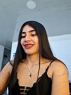 Snapshot of ZoeKatzz chatting on 03-21-26, 01:16 ZoeKatzz online show from 03-21-26, 01:16