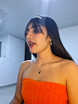 Snapshot of ZoeKatzz chatting on 03-26-26, 11:21 ZoeKatzz online show from 03-26-26, 11:21