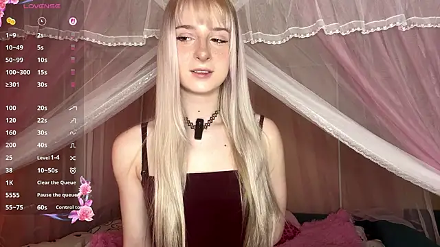 OnlyEva1 online show from 04-01-26, 08:59