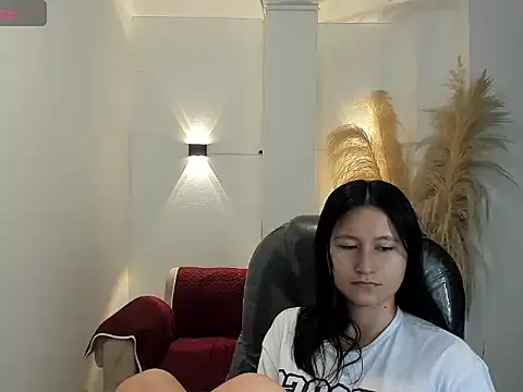 isabella grace18 online show from 06-11-26, 07:28