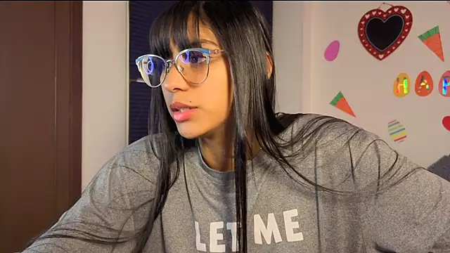 PaulaCutexs online show from 04-23-26, 06:03