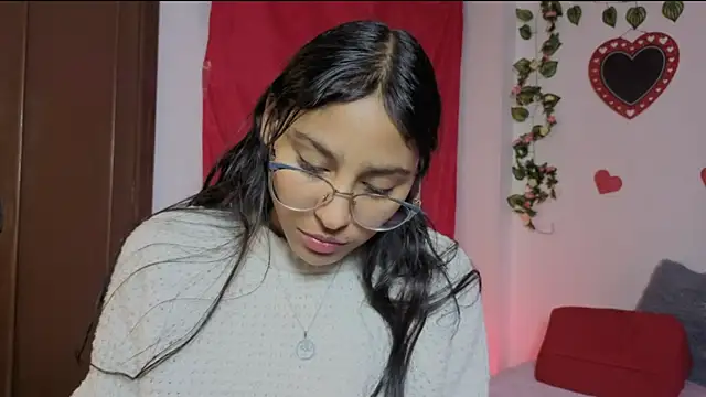 PaulaCutexs online show from 05-29-26, 04:21