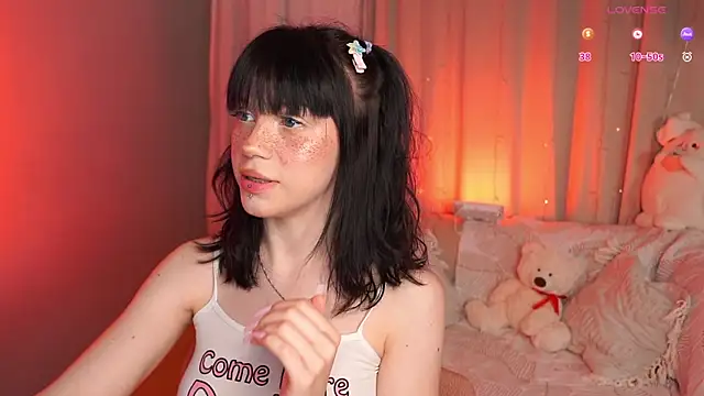 lisa sunny  online show from 07-05-26, 05:20