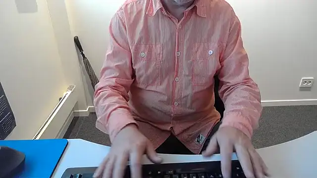 Buggemann online show from 07-07-26, 03:09