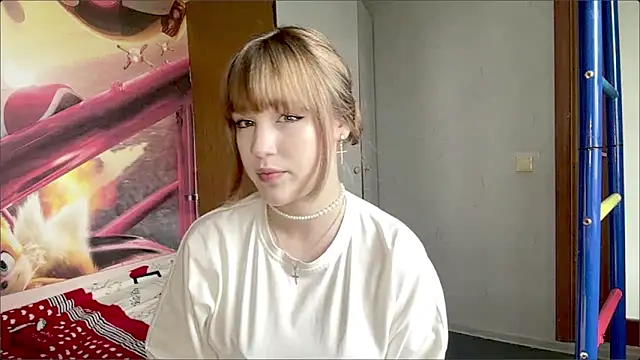 AnnaWasp online show from 04-17-26, 07:22