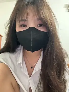 VyVy18 online show from 05-20-26, 05:19