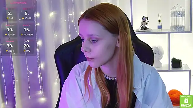 Rachel lips online show from 03-25-26, 03:07