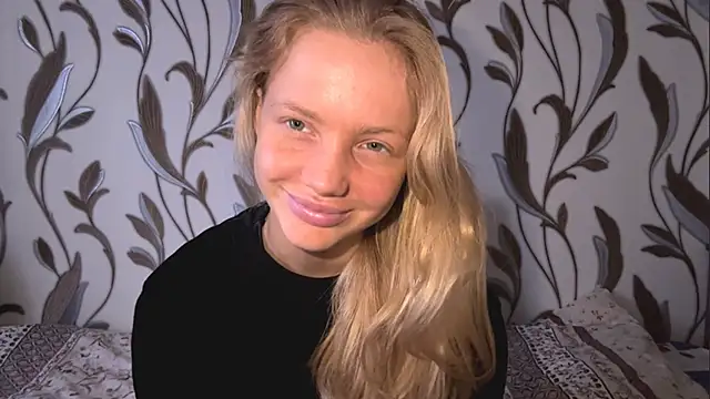 Snapshot of Ashleycol chatting on 03-13-26, 10:00 Ashleycol online show from 03-13-26, 10:00