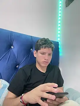 Theus26  online show from 03-24-26, 11:54