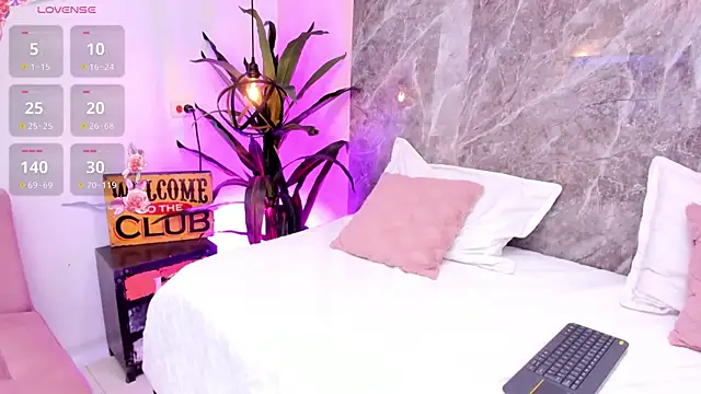 Megan Stein online show from 04-14-26, 08:26