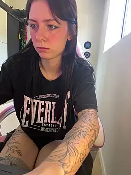 Alaskahosh online show from 04-18-26, 04:33