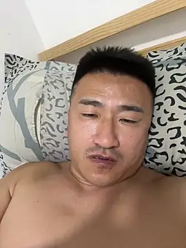 Snapshot of Cunzhangshibage02 chatting on 06-03-26, 02:33 Cunzhangshibage02 online show from 06-03-26, 02:33