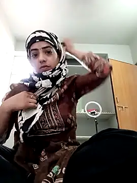 Snapshot of noor_3202 chatting on 03-15-26, 05:35 noor 3202 online show from 03-15-26, 05:35