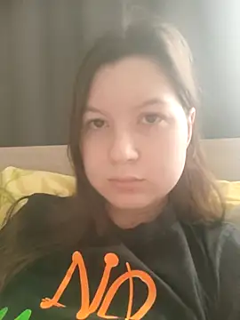 Ninyao  online show from 03-25-26, 10:38