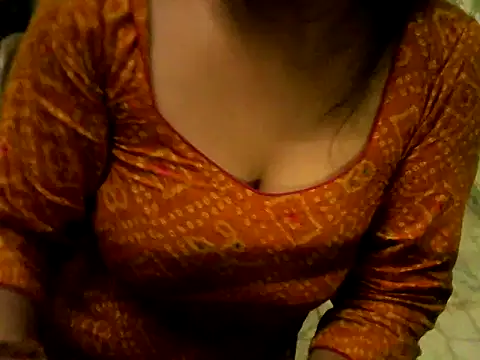 Snapshot of YAMUNA_012 chatting on 03-16-26, 01:26 YAMUNA 012 online show from 03-16-26, 01:26