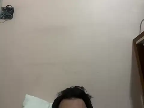Snapshot of MAByummydick chatting on 06-18-26, 01:17 MAByummydick online show from 06-18-26, 01:17