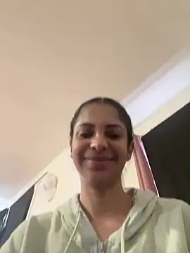 karlatiburcio online show from 07-18-26, 03:49
