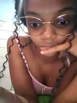 marialuiza2027 online show from 06-02-26, 11:12