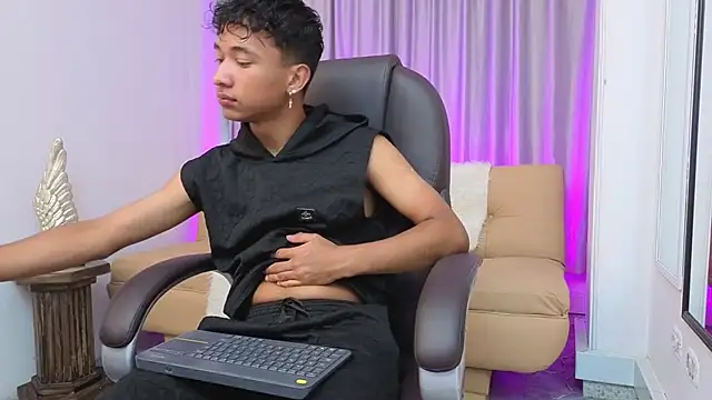 Snapshot of Richard_Price chatting on 03-16-26, 01:15 Richard Price online show from 03-16-26, 01:15