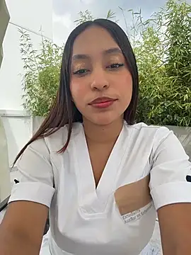 MiaCamille  online show from 04-15-26, 07:10